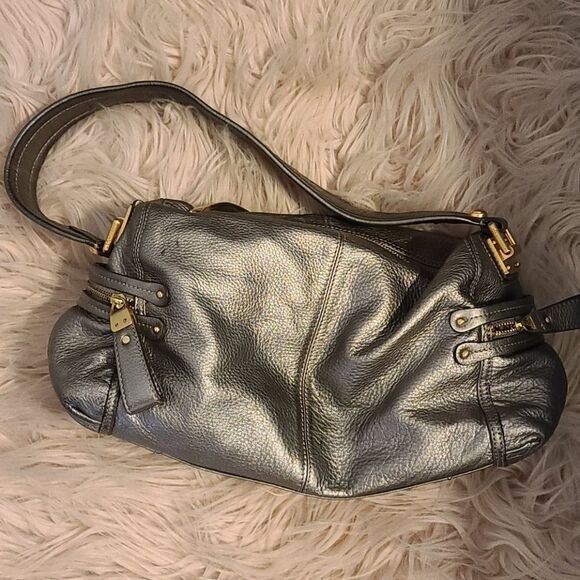 B mawkoski metallic  - Picture 3 of 11